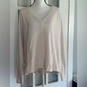 Wonderly Cream Long Sleeve V-Neck Top
